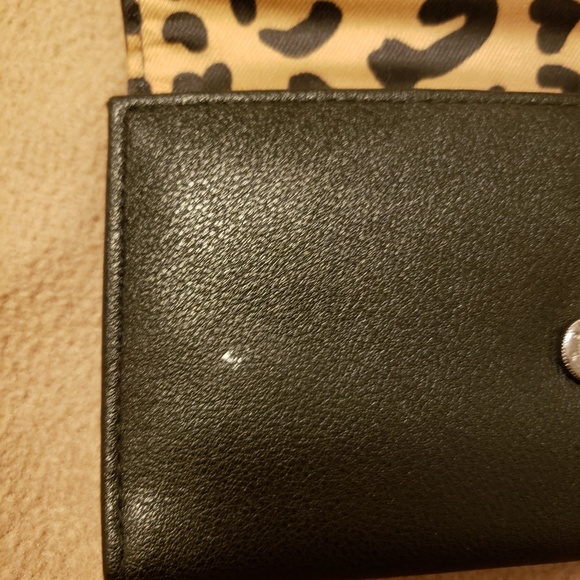 Jessica Simpson Print Wallet - Picture 3 of 5
